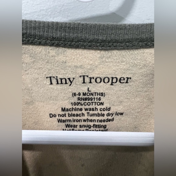 Tiny trooper US army pajamas size 6-9 months - Picture 3 of 4